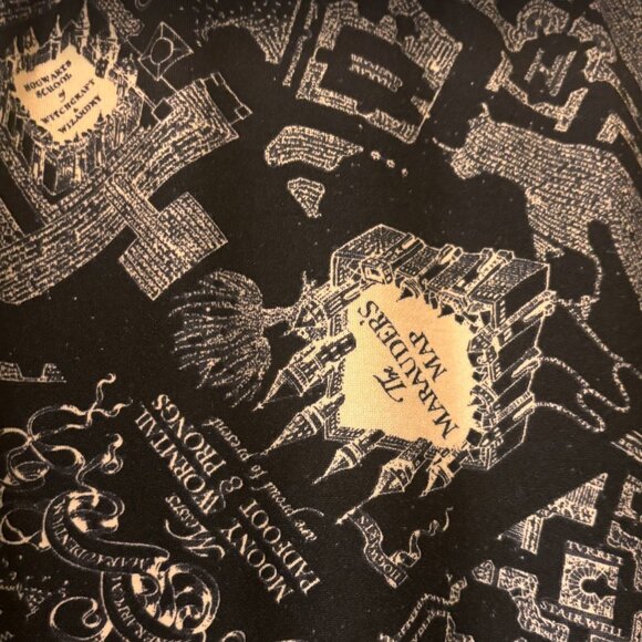 Torrid Harry Potter Maurauder's Map Scuba Skirt 4 - Picture 4 of 4